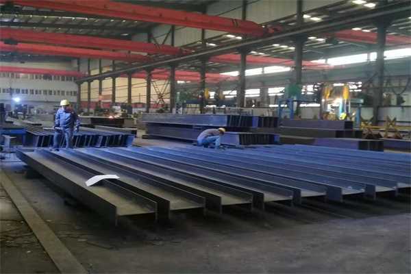 保定貴和鴻興鋼結(jié)構(gòu)定制 建筑工程領(lǐng)域的專(zhuān)業(yè)生產(chǎn)廠家